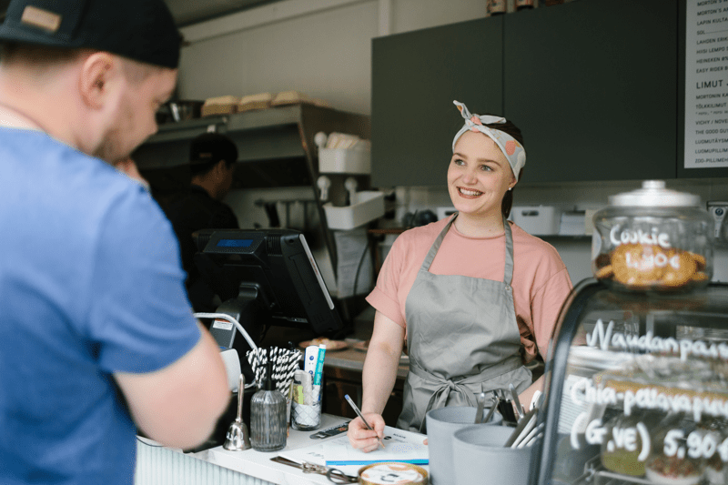 Tarjoilija Pieksämäen Mortoniin image