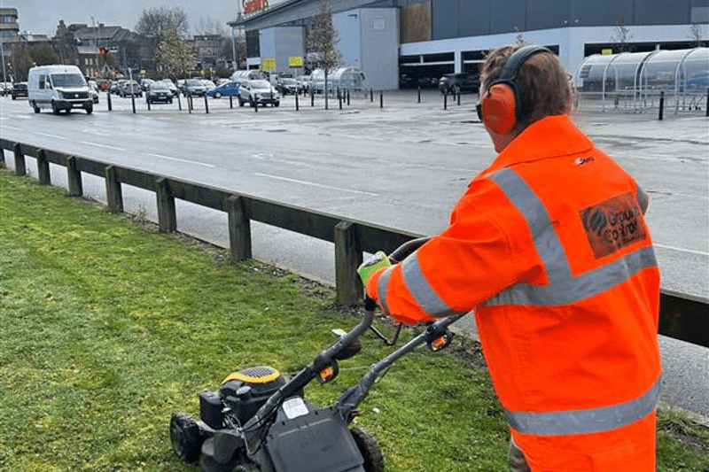 Senior Contract Manager, Grounds Maintenance image