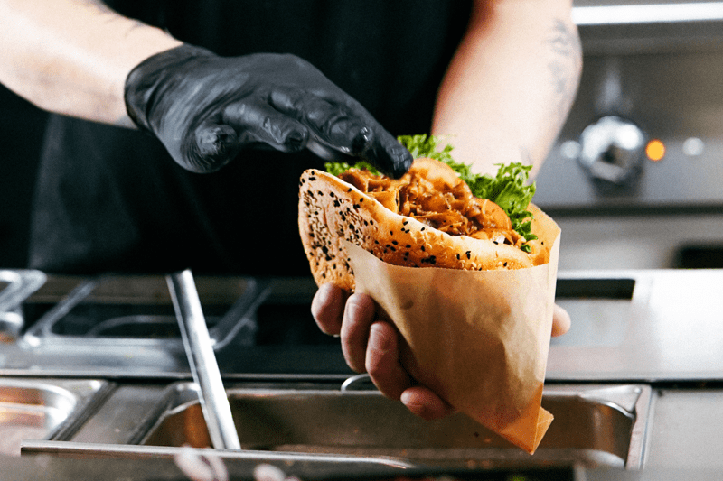 Köksmedarbetare till Le Kebab Västermalmsgallerian image