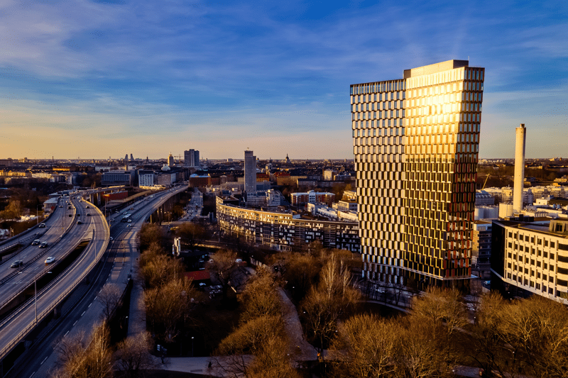 VIASALES söker fältsäljare till en välgörenhetskampanj image