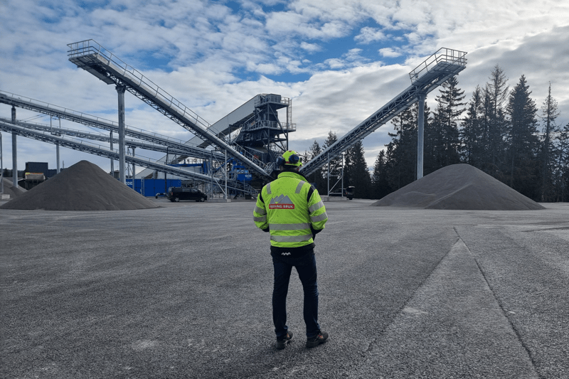 Produksjonsmedarbeider med maskinførerkompetanse (M2/M4/M6) image