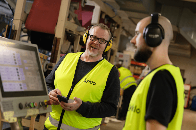 Käyttöhenkilö Hyvinkään biokomposiittilaitokselle image