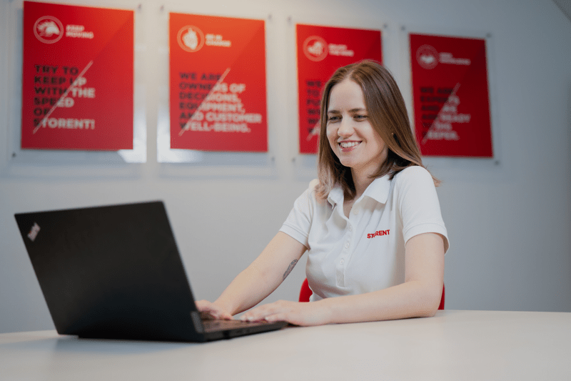 Jaunākais grāmatvedis grupā image