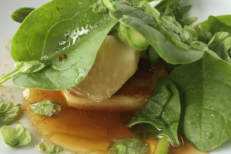 Kallskänka som älskar variation? Jobba med både lunch & à la carte! image