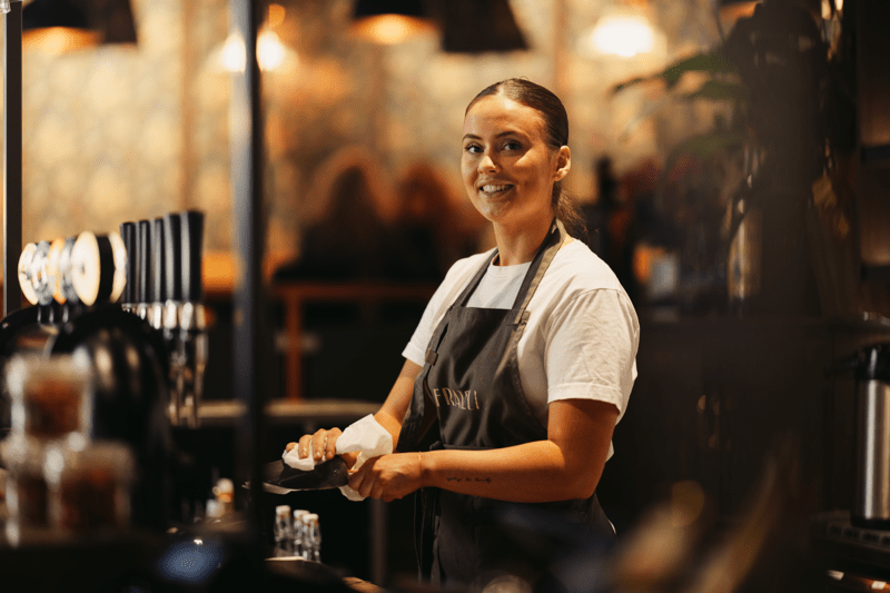 Serveringspersonal till Fratelli Mall of Scandinavia image