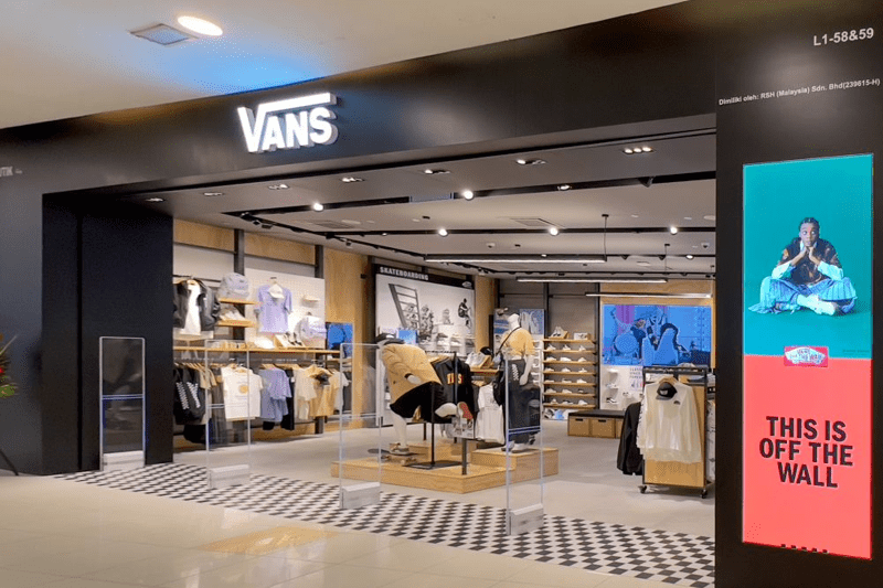 Store Position | Vans Ipoh Parade image