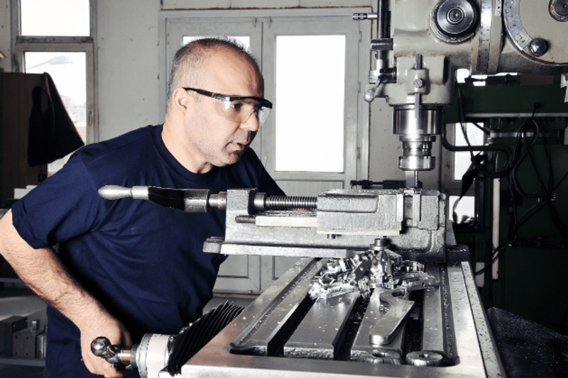 Operario/a de Fresadora CNC image