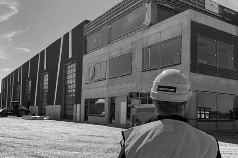 Prosjekt- og byggeleder image