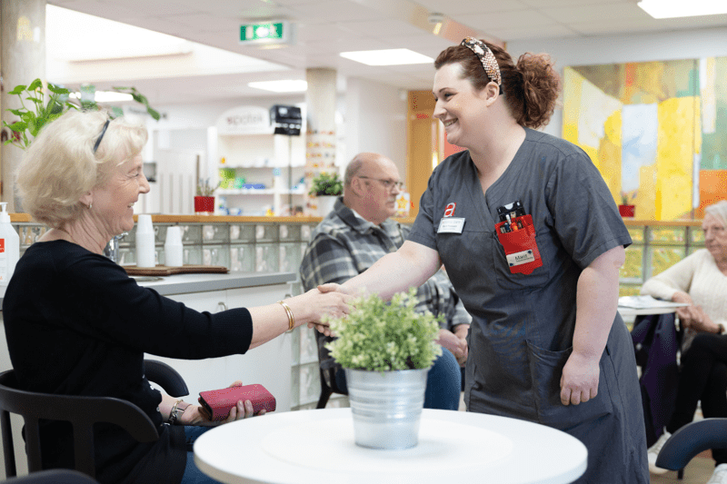 Sommarvikariat för sjuksköterska – bli en del av Achima Care Älmhult image