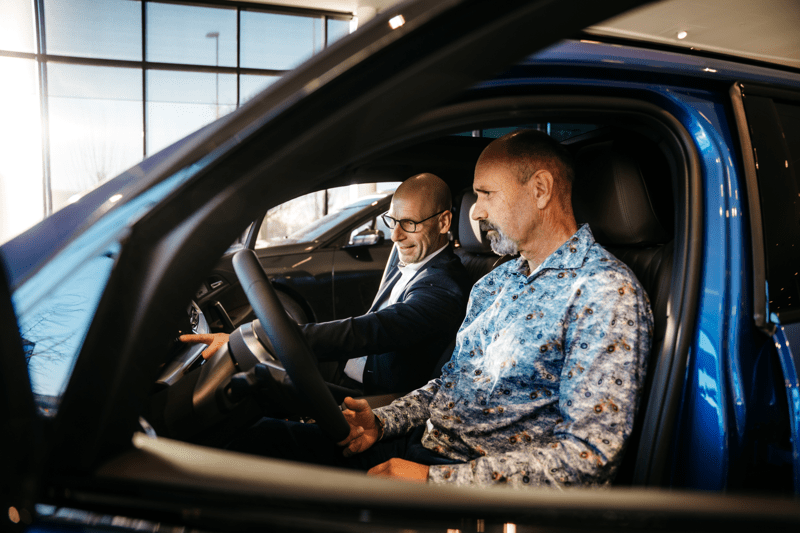 Sulten på salg og klar for bilbransjen? Vi søker salgskonsulent image