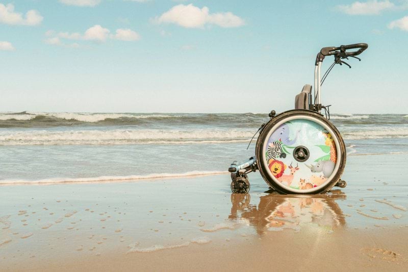 Personlig assistent till 7 årig tjej image