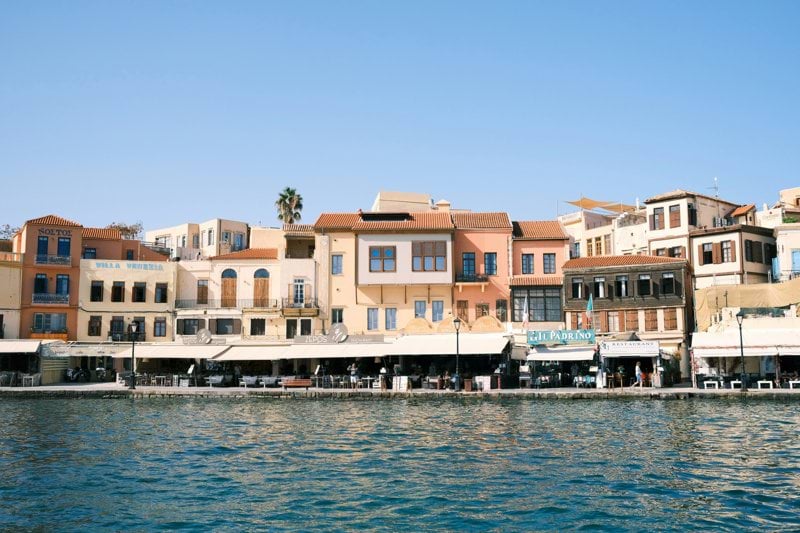 Customer Expert for Fashion Tech Company - Danish - Chania image
