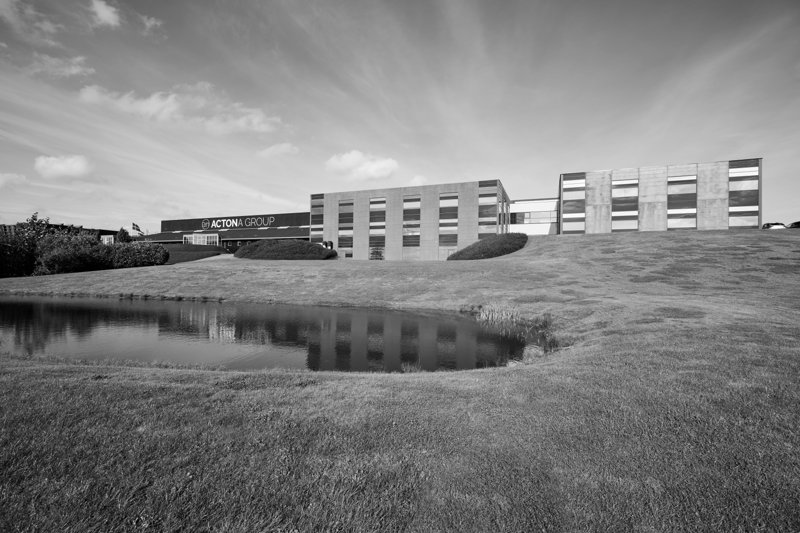 Analyst - Commercial or Procurement image