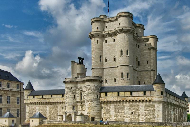 Chargé(e) de relation résident H/F - Mission Intérim image