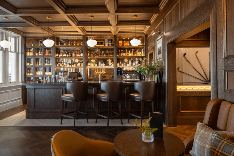 Bartender image