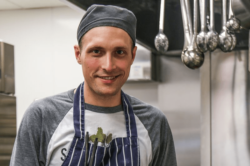 KITCHEN LEADER image