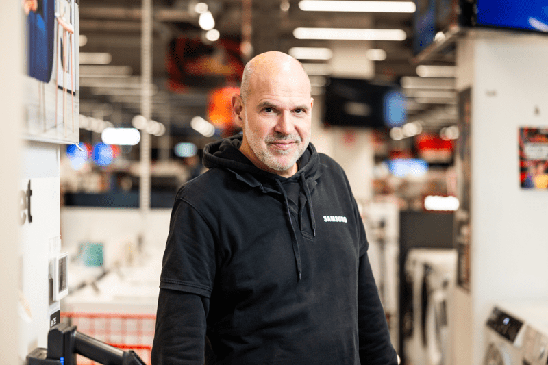Sales Promotor | Samsung Mobile image