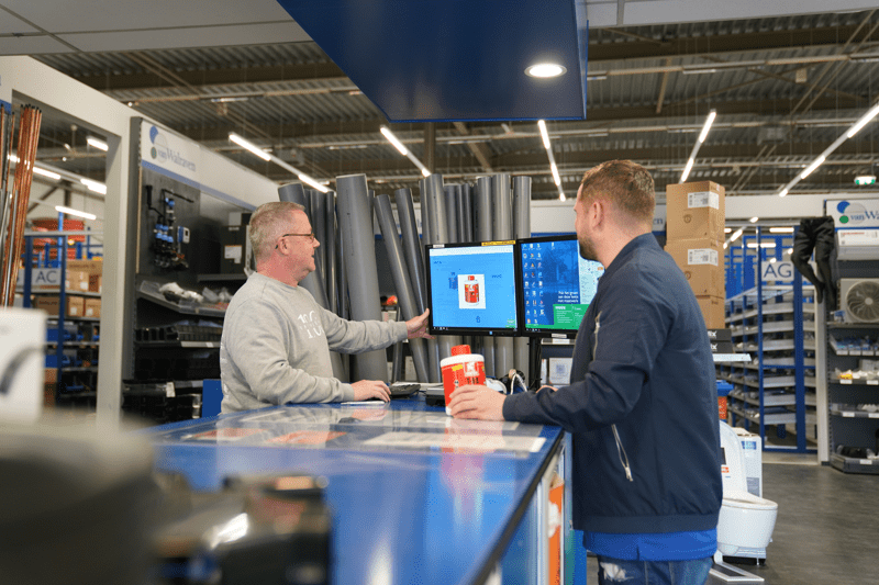 Balie-/magazijnmedewerker image