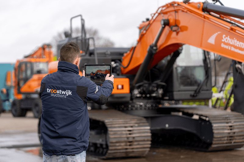 Commercieel Medewerker (Machines & Materieel) image