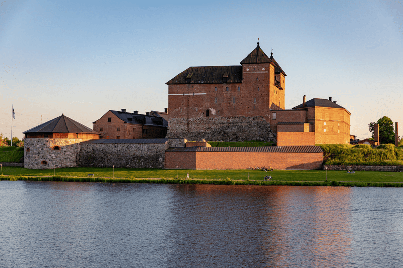 Hattula - Lääkäri nuorten aikuisten terveydenhuoltoon image