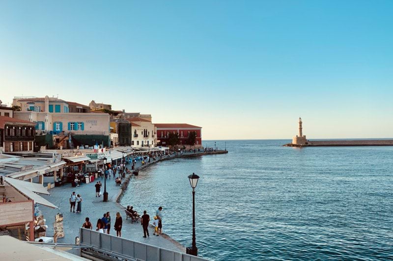 Customer Experts for Top Manufacturer of Cars - Danish - Chania image
