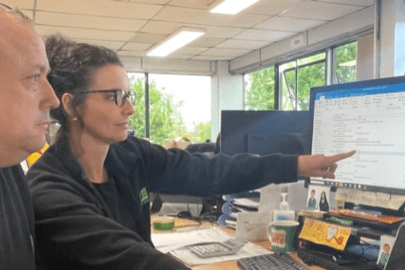 Service Customer Controller - HQ image