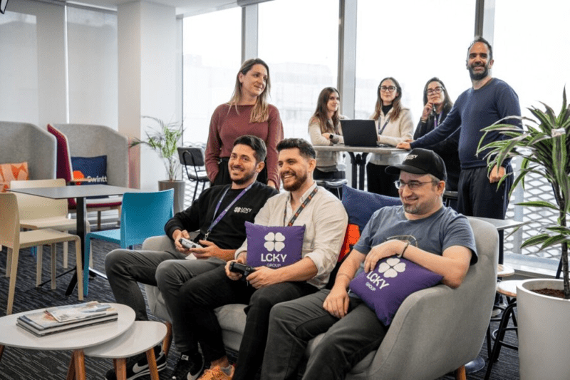 Customer Support Agent (Swedish Speaking) image