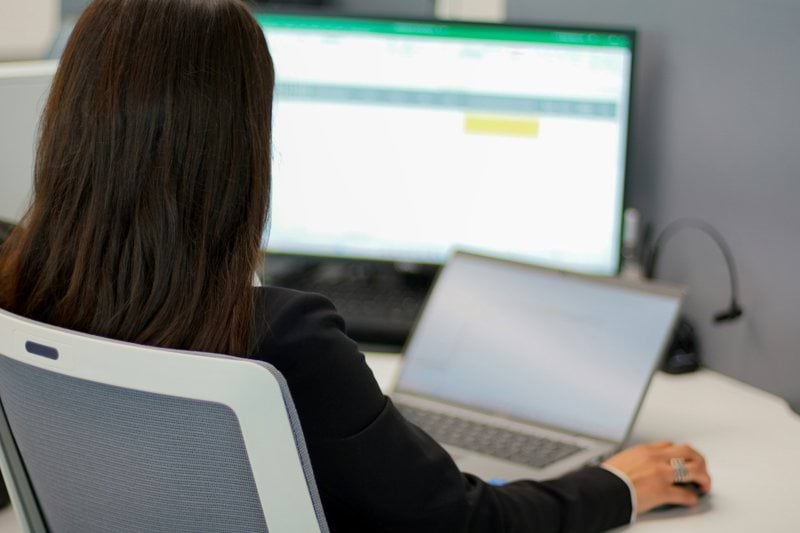Solution and Data Consultant image