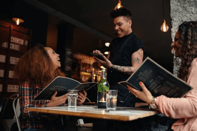 ADDETTO/A SALA – PUB/BIRRERIA image