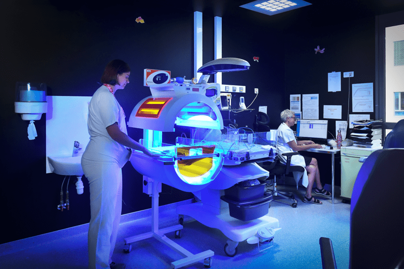 2 Infirmier(e)s en néonatalogie image