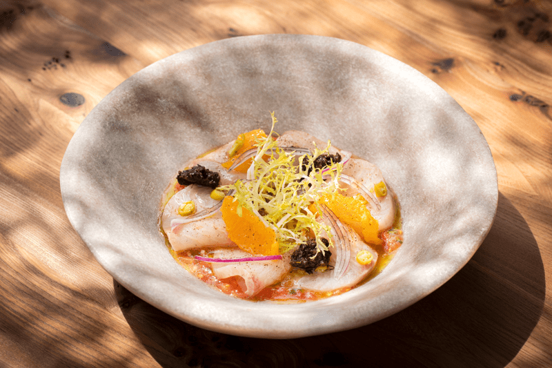 Commis Chef image