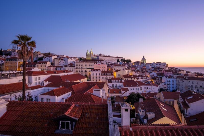Beleef Portugal! Tussenjaar met Accommodatie, Zon en Sfeer image
