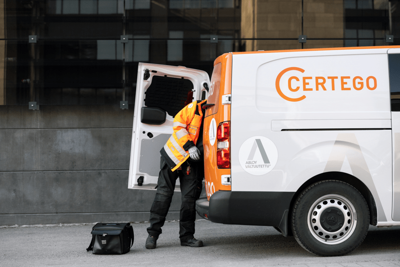 Lukitus- ja turvajärjestelmäasentaja image