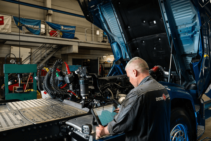 Bedrijfswagenmonteur image