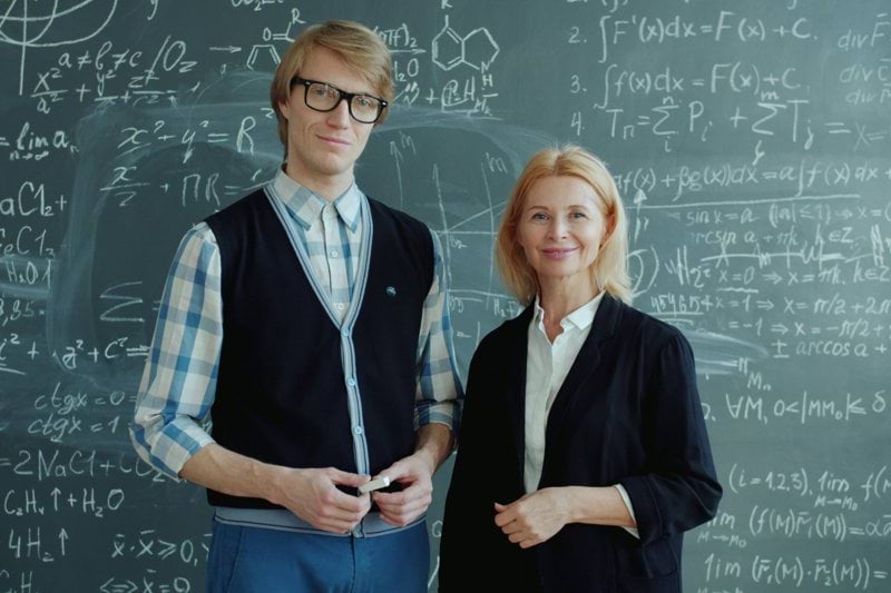 Join our team as a Maths & Physics Tutor | Part-Time | Remote | €20–€40/hr image