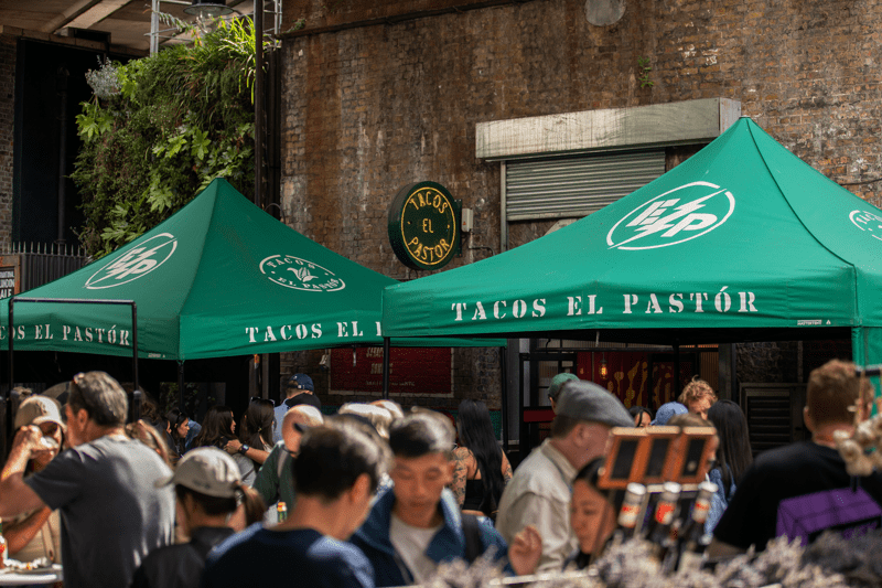 Waiter / Waitress image