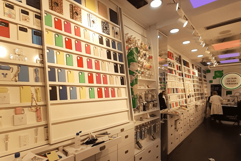 Lider de tienda / Mall Paseo del  Mar - Puerto Montt image