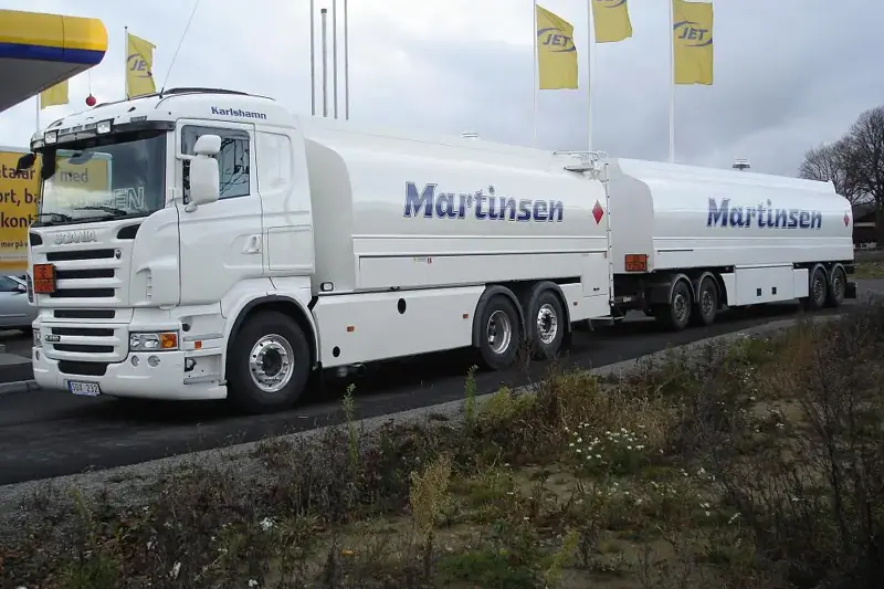 Tankbilsjåfør i Martinsen Transport image