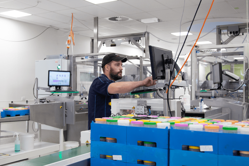 Sample Processing Operators - Permanent image