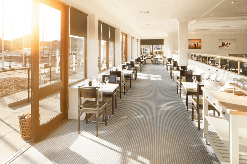 Food and Beverage Assistant image