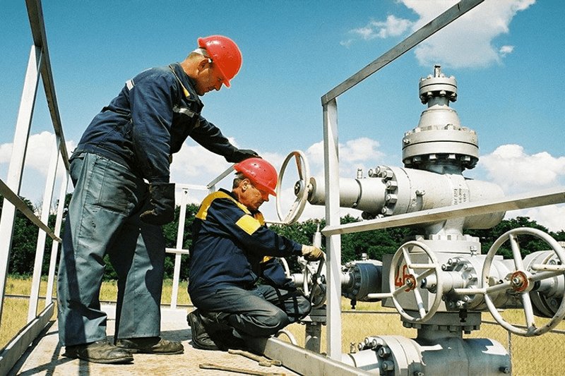 Wellhead Field Specialist at Top International Oil & Gas Co. image