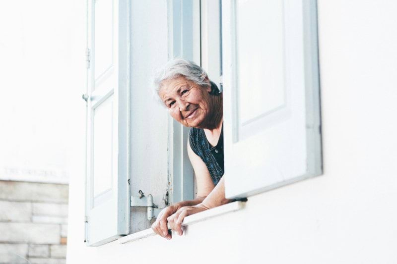 Gerocultor/a per Habitatges amb serveis per a Gent Gran a Barcelona image