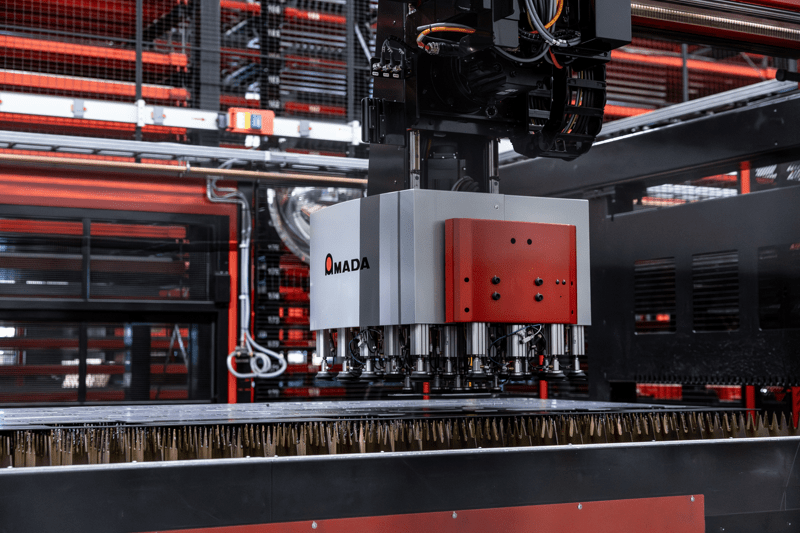 CNC Pons-/Laseroperator image