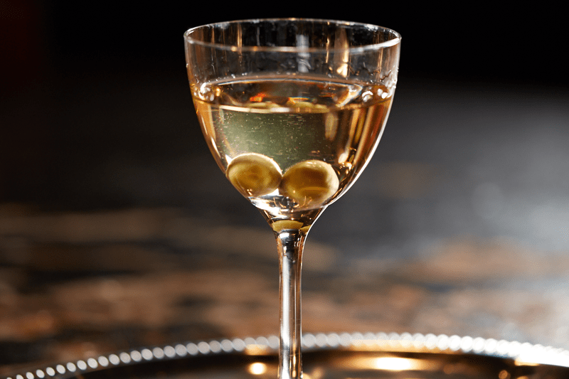 Lekfull Bartender till Maryhill Estate image