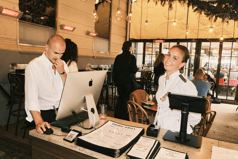 Hovmästare & serviser image