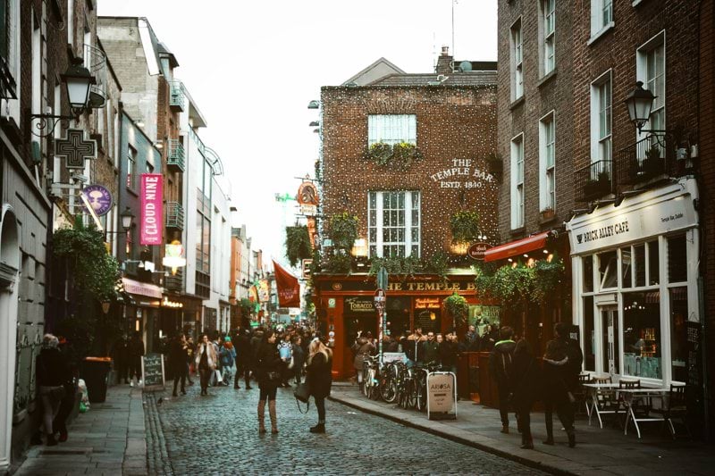 Russian-Speaking Quality Expert Reviewer in Dublin | JobSqd image