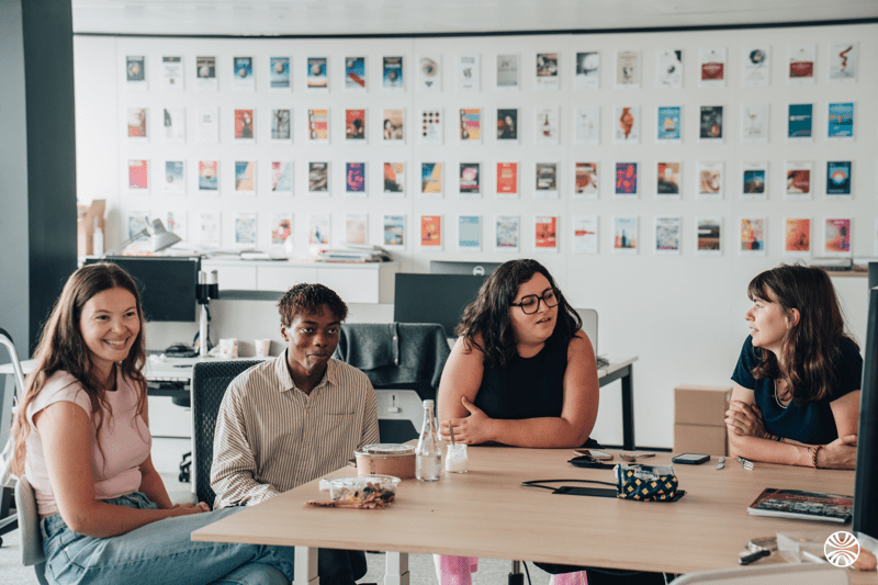 Stagiaire - Assistant de relation clients billetterie groupes & CSE H/F image