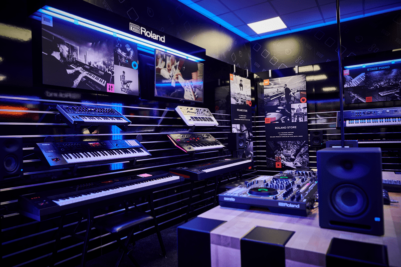 Roland London Store Product Specialist image