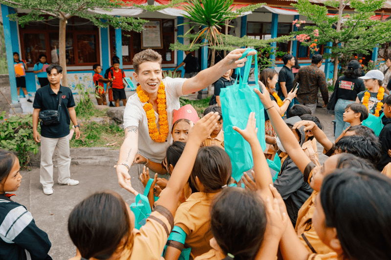 Sales Executive image