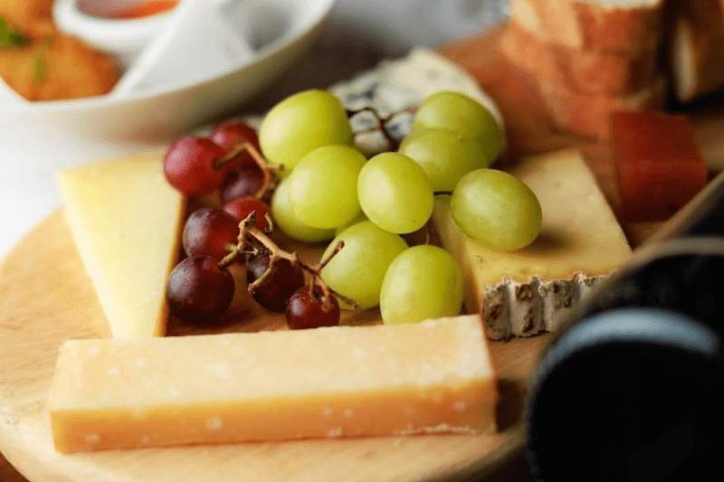Cheesemonger image